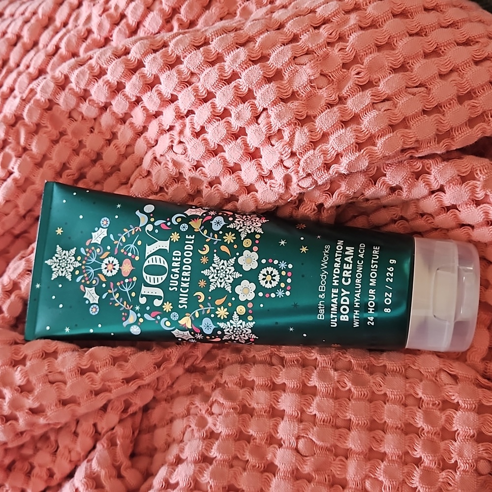 Lotion - Picture 1 of 1